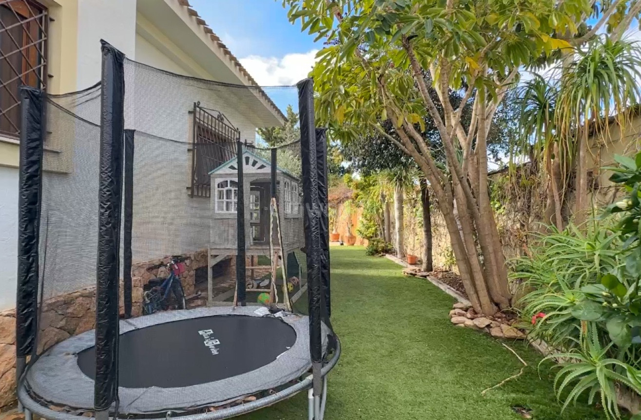 Resale - Villa - Dehesa de Campoamor - Costa Blanca