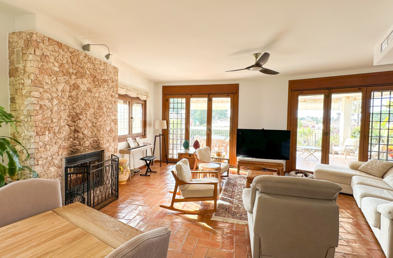 Resale - Villa - Dehesa de Campoamor - Costa Blanca