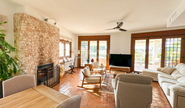 Resale - Villa - Dehesa de Campoamor - Costa Blanca