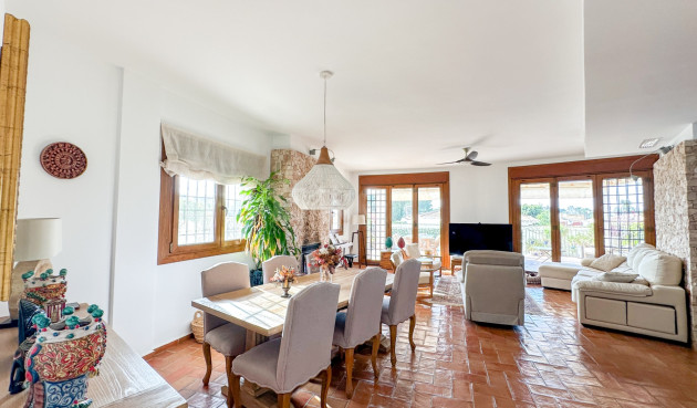 Resale - Villa - Dehesa de Campoamor - Costa Blanca