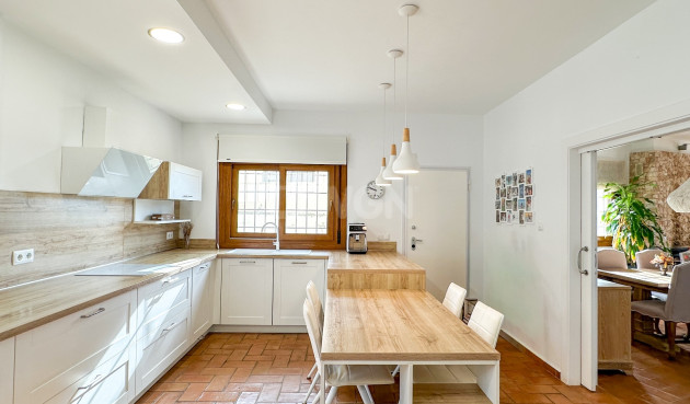 Resale - Villa - Dehesa de Campoamor - Costa Blanca