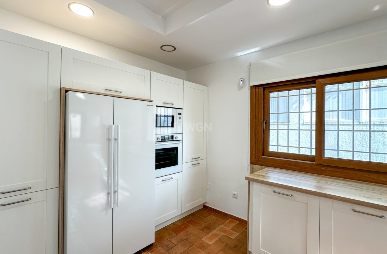 Resale - Villa - Dehesa de Campoamor - Costa Blanca