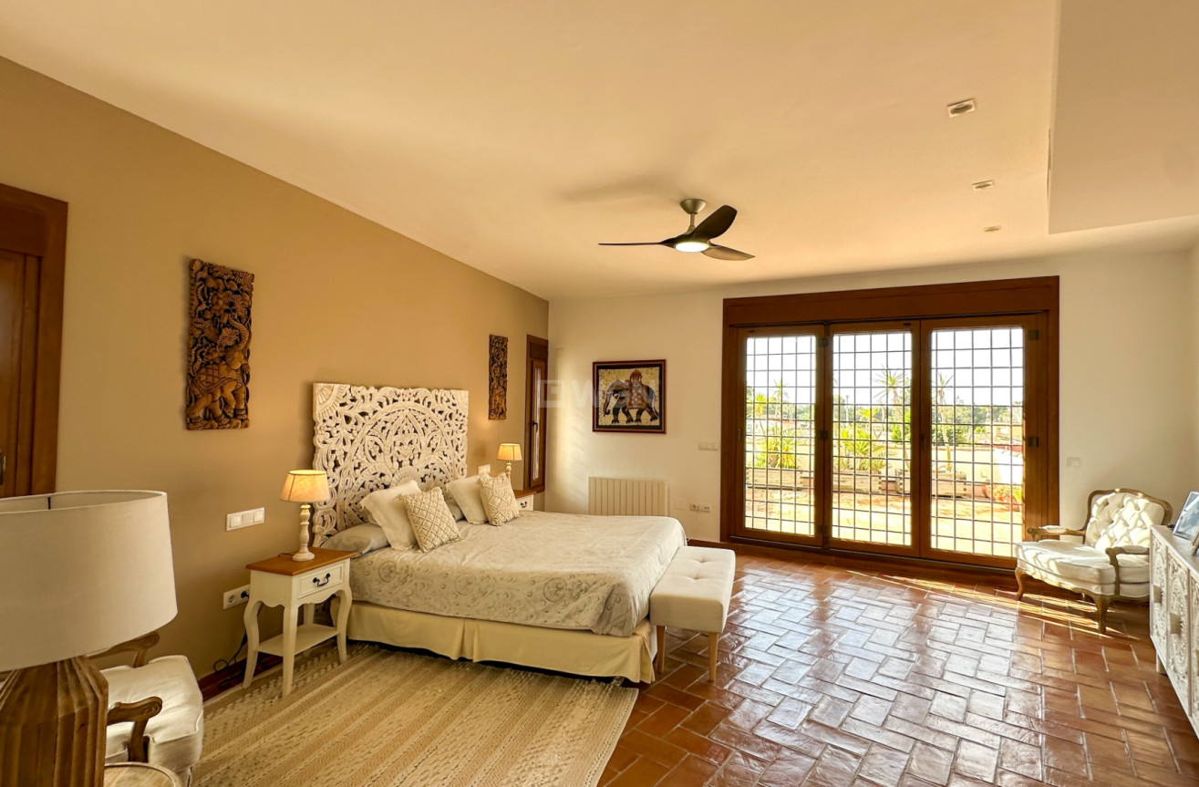 Resale - Villa - Dehesa de Campoamor - Costa Blanca