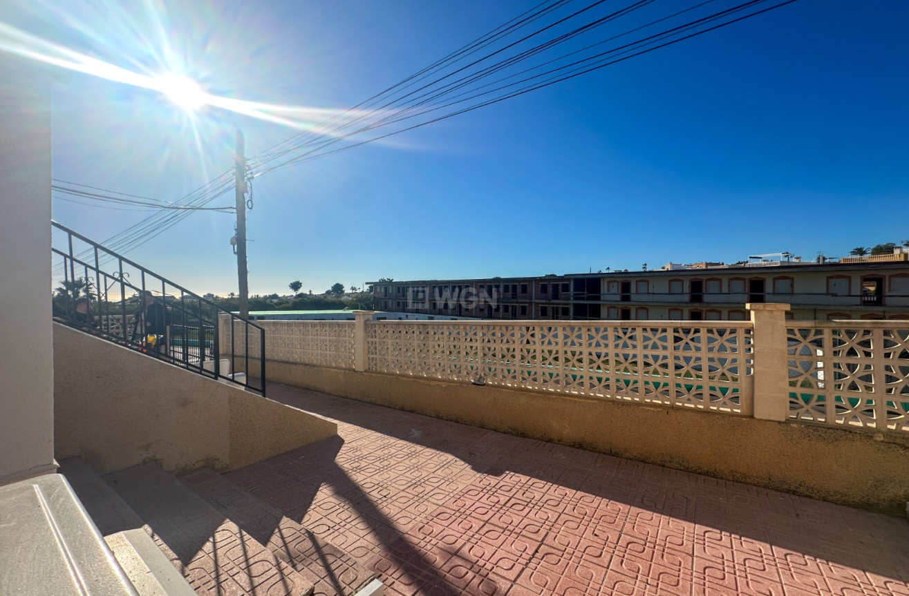 Reventa - Apartamento / piso - Villamartin - Costa Blanca