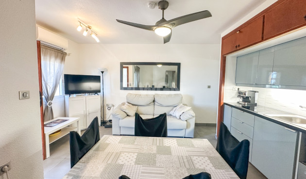 Reventa - Apartamento / piso - Villamartin - Costa Blanca