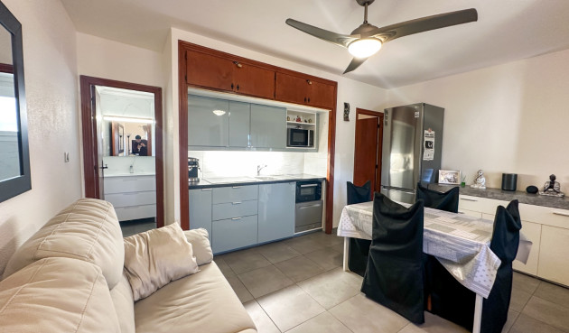 Reventa - Apartamento / piso - Villamartin - Costa Blanca