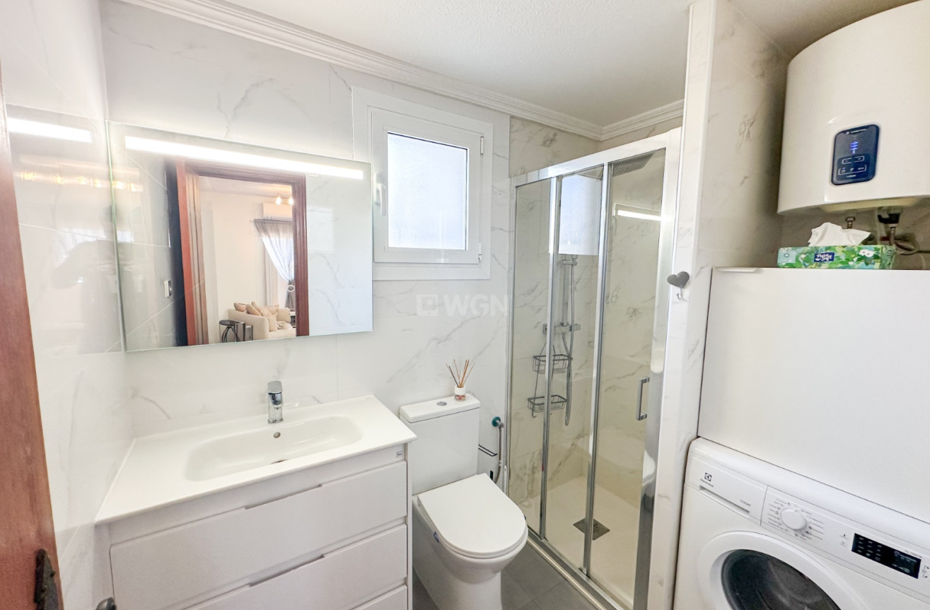 Reventa - Apartamento / piso - Villamartin - Costa Blanca