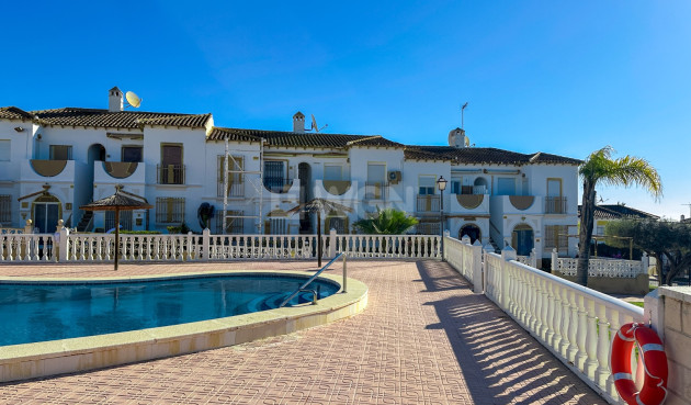 Reventa - Apartamento / piso - Villamartin - Costa Blanca