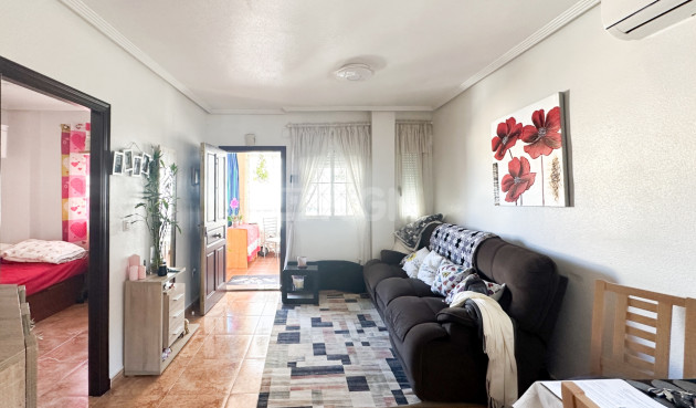 Resale - Apartment / flat - Torrevieja - Costa Blanca