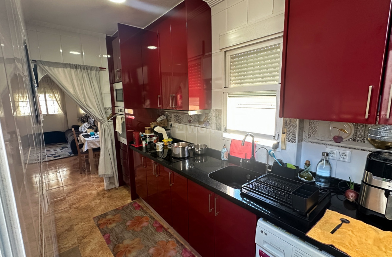 Resale - Apartment / flat - Torrevieja - Costa Blanca