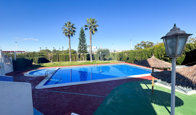 Resale - Apartment / flat - Torrevieja - Costa Blanca