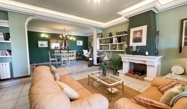 Resale - Villa - La Mata - Costa Blanca