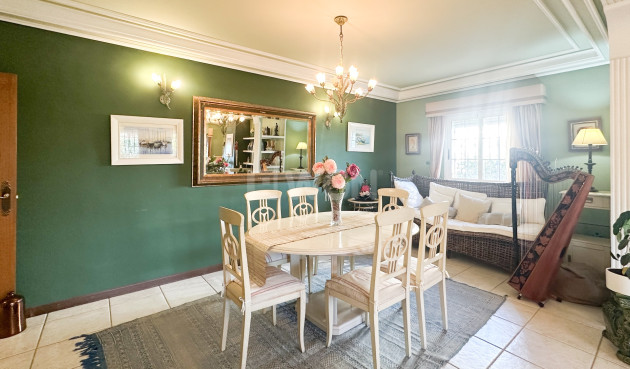 Resale - Villa - La Mata - Costa Blanca