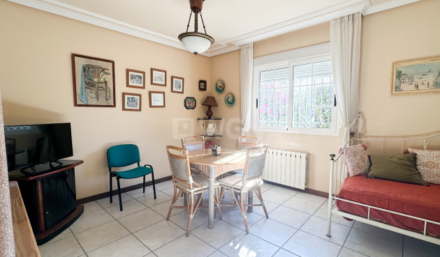 Resale - Villa - La Mata - Costa Blanca