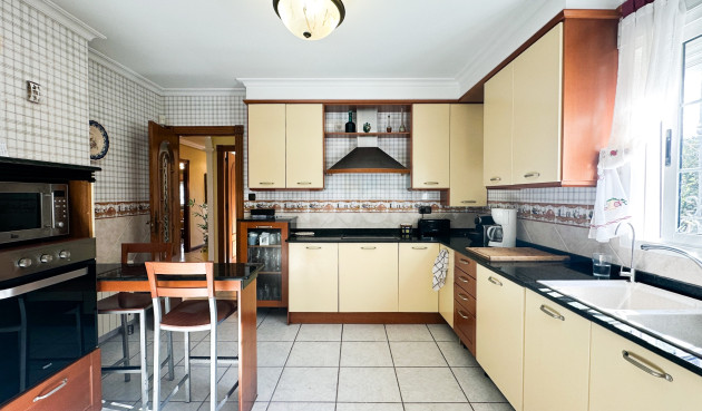 Resale - Villa - La Mata - Costa Blanca