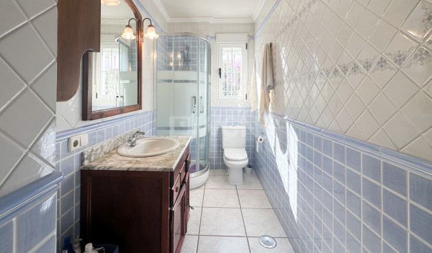 Resale - Villa - La Mata - Costa Blanca