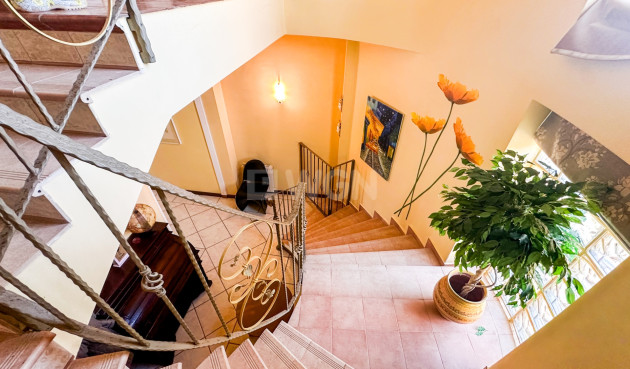 Resale - Villa - La Mata - Costa Blanca