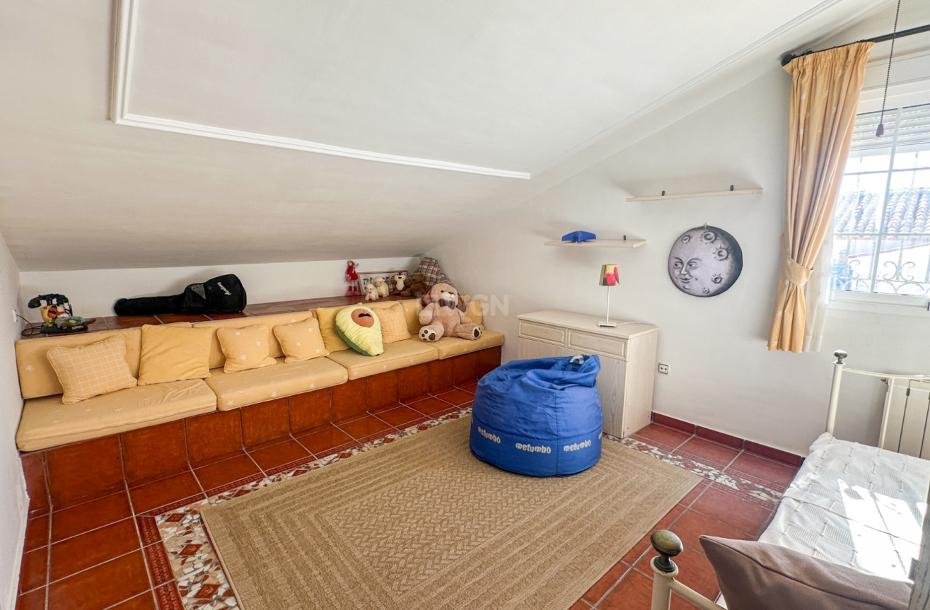 Resale - Villa - La Mata - Costa Blanca