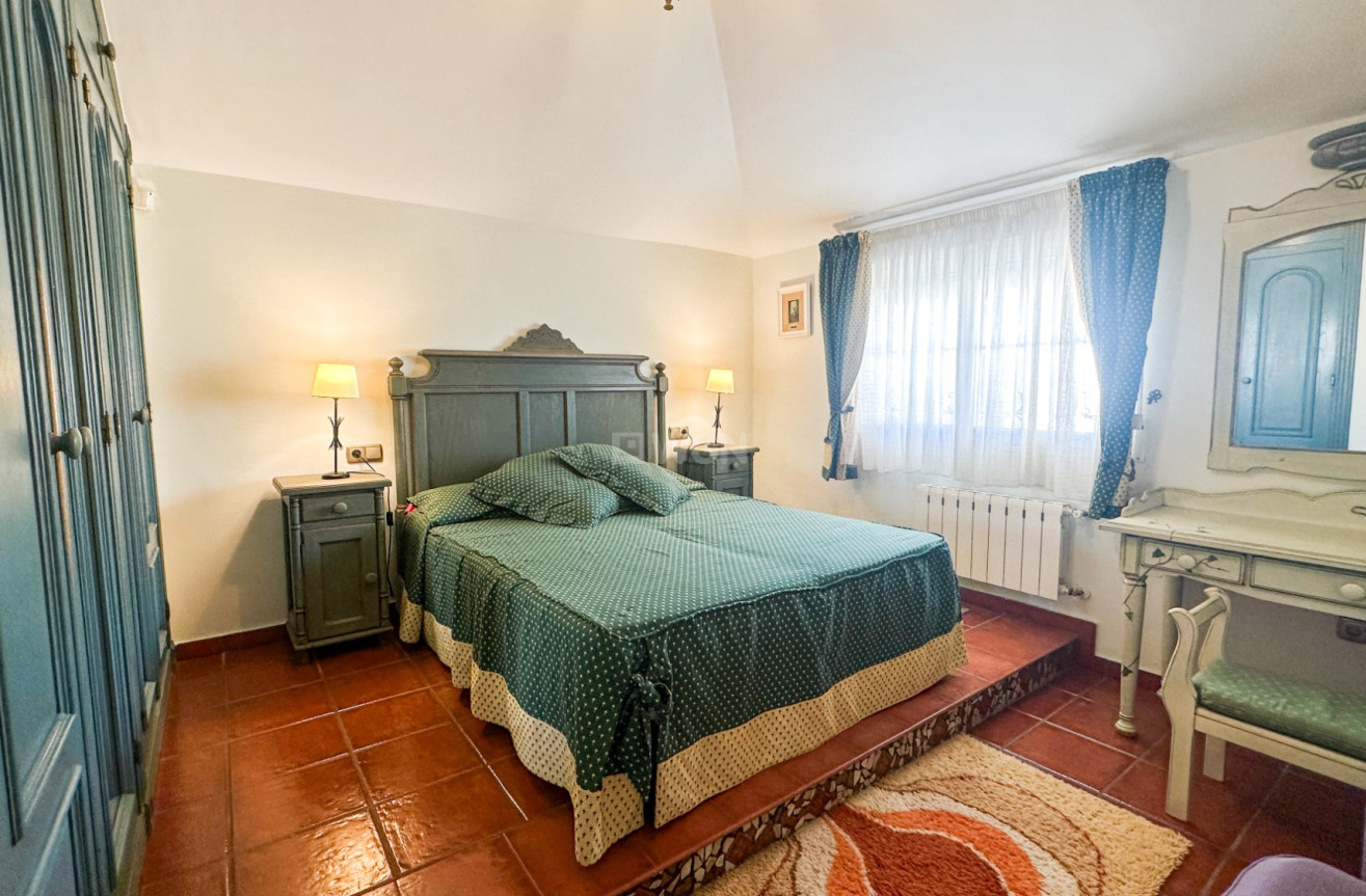 Resale - Villa - La Mata - Costa Blanca