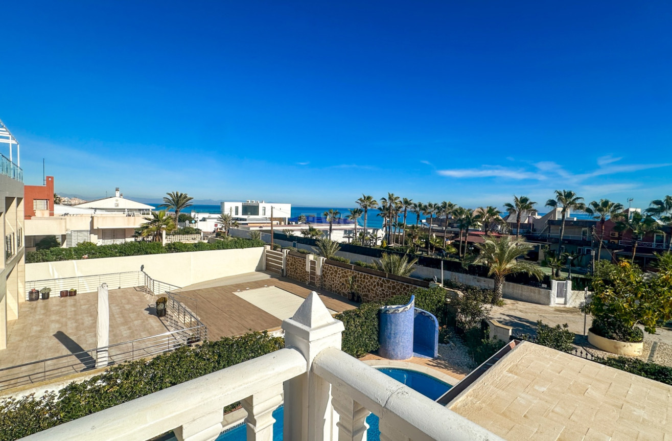 Resale - Villa - La Mata - Costa Blanca
