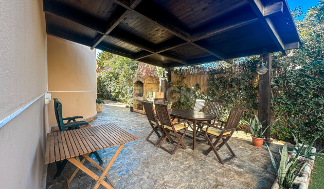 Resale - Villa - La Mata - Costa Blanca