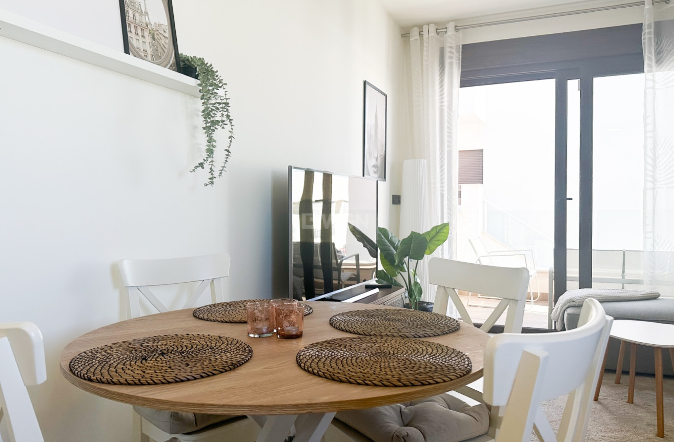 Resale - Apartment / flat - Torrevieja - Costa Blanca