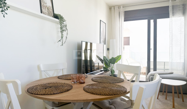 Resale - Apartment / flat - Torrevieja - Costa Blanca