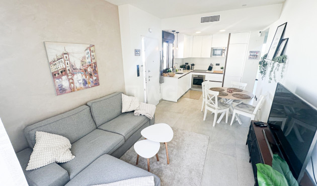 Resale - Apartment / flat - Torrevieja - Costa Blanca