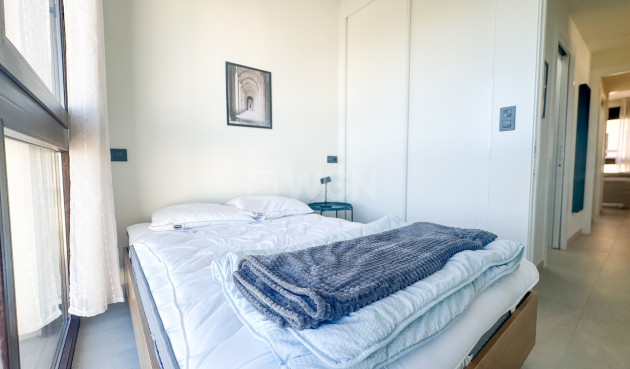 Resale - Apartment / flat - Torrevieja - Costa Blanca