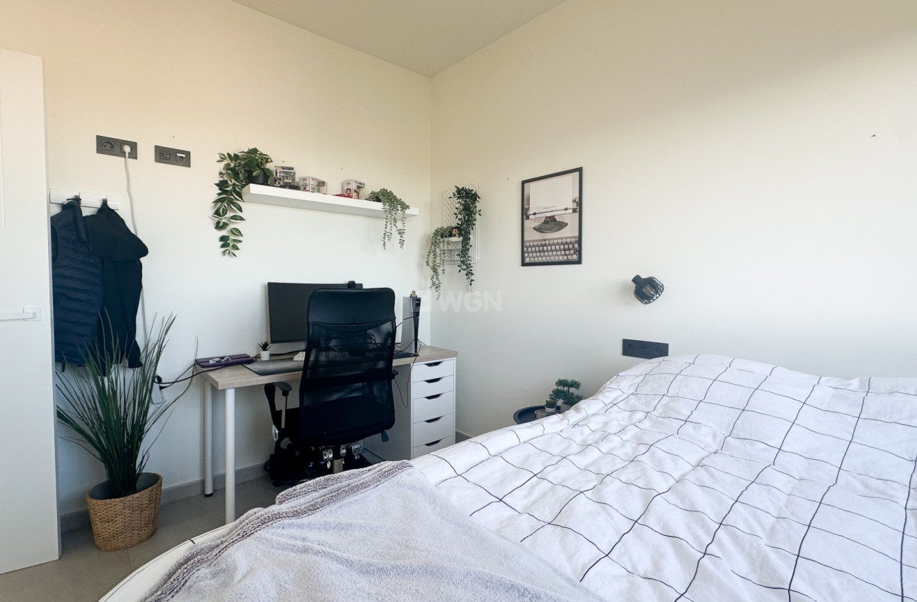 Resale - Apartment / flat - Torrevieja - Costa Blanca