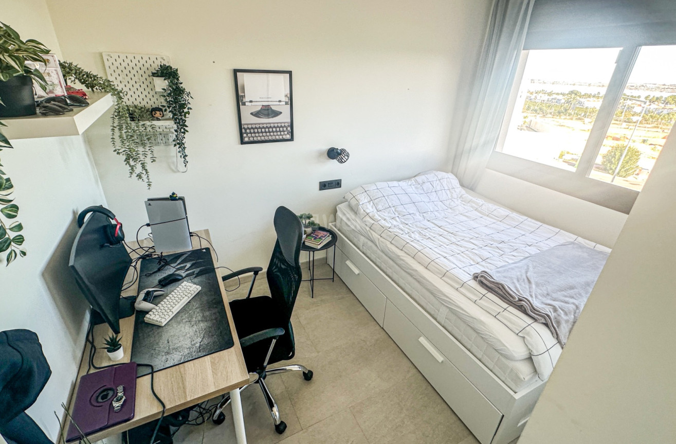 Resale - Apartment / flat - Torrevieja - Costa Blanca