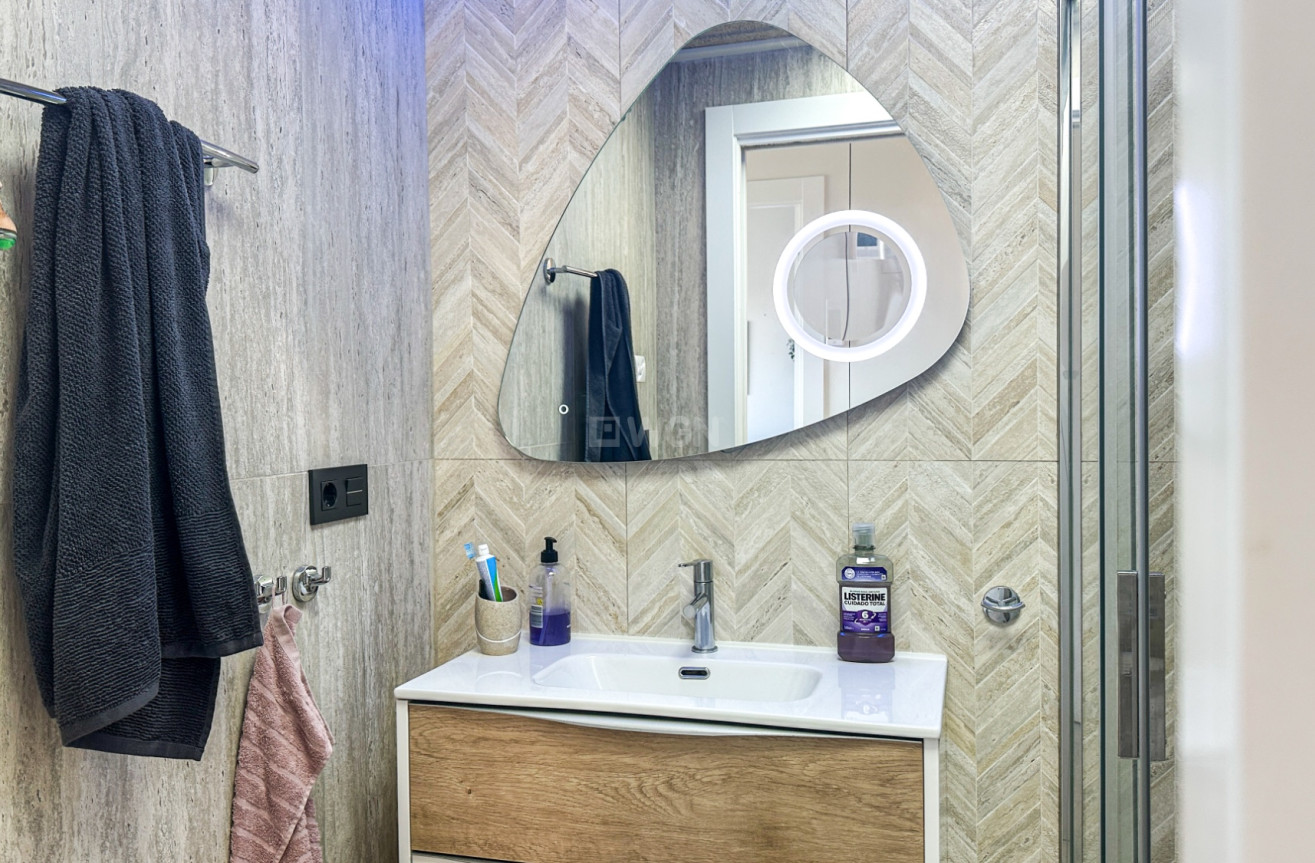 Resale - Apartment / flat - Torrevieja - Costa Blanca