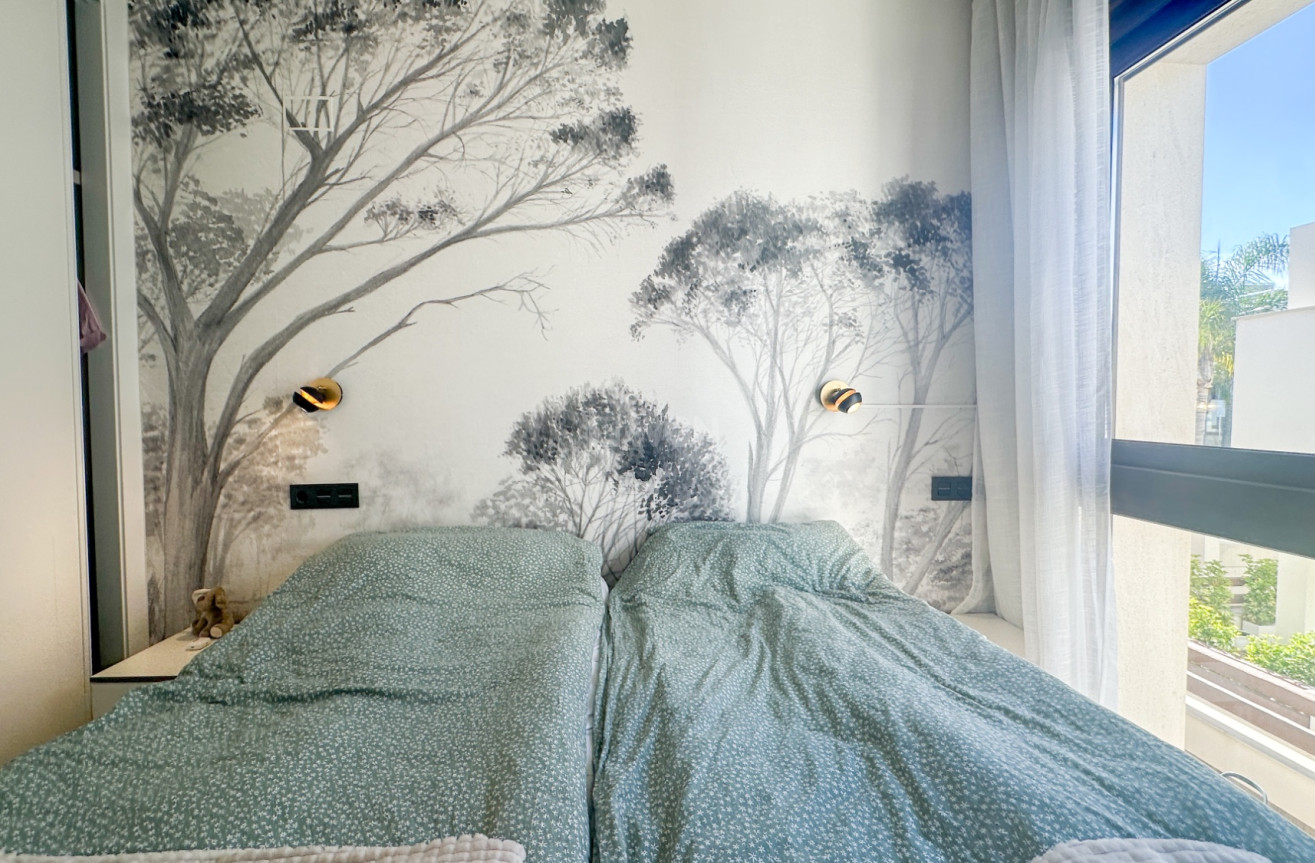 Resale - Apartment / flat - Torrevieja - Costa Blanca