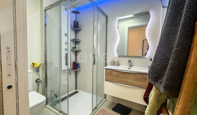 Resale - Apartment / flat - Torrevieja - Costa Blanca