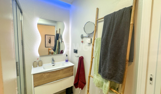 Resale - Apartment / flat - Torrevieja - Costa Blanca