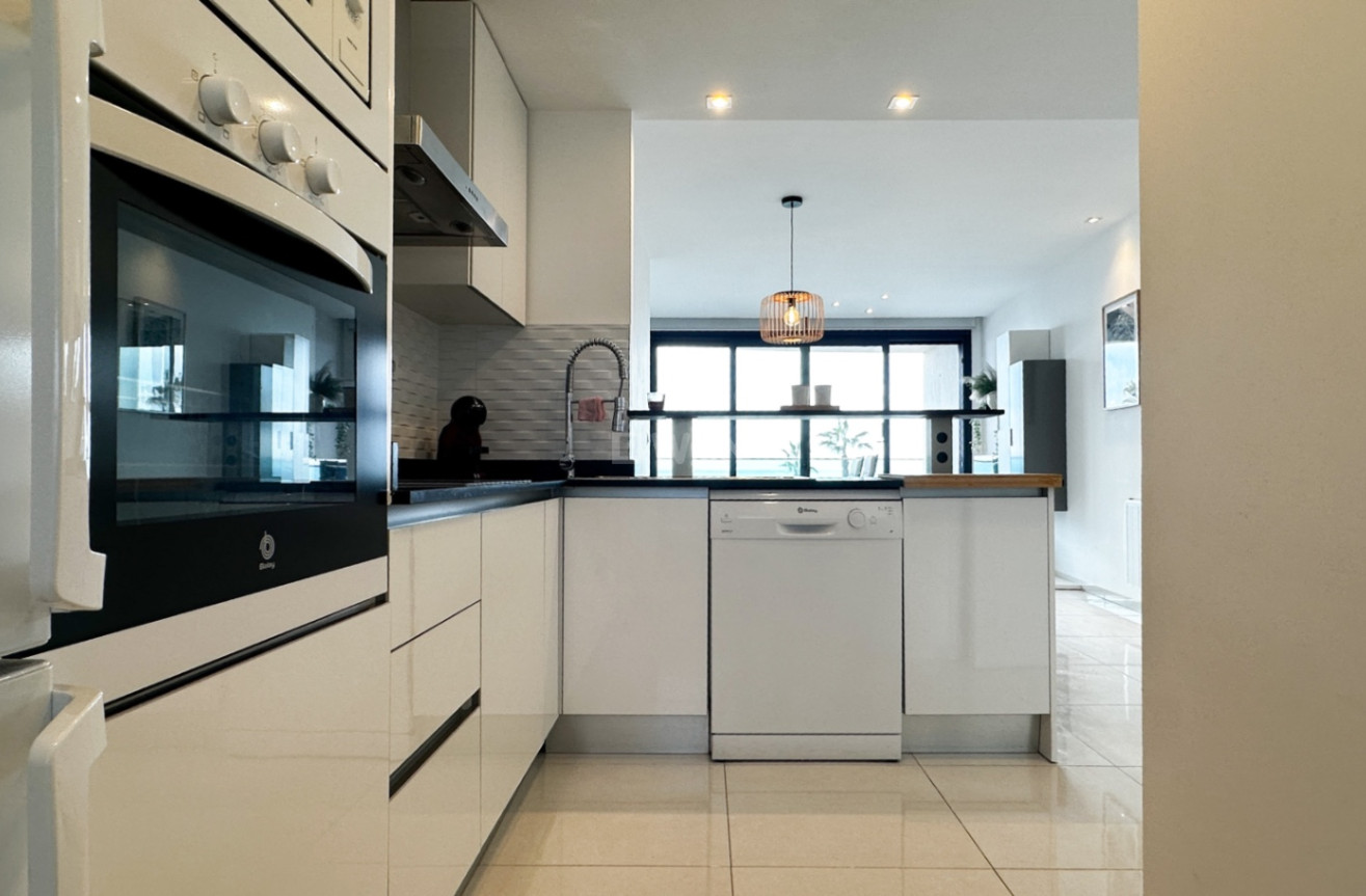 Resale - Apartment / flat - Torrevieja - Costa Blanca