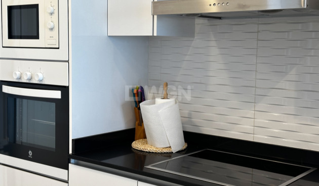 Resale - Apartment / flat - Torrevieja - Costa Blanca