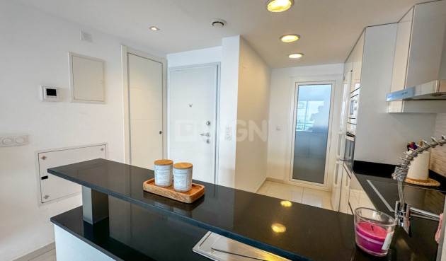 Resale - Apartment / flat - Torrevieja - Costa Blanca