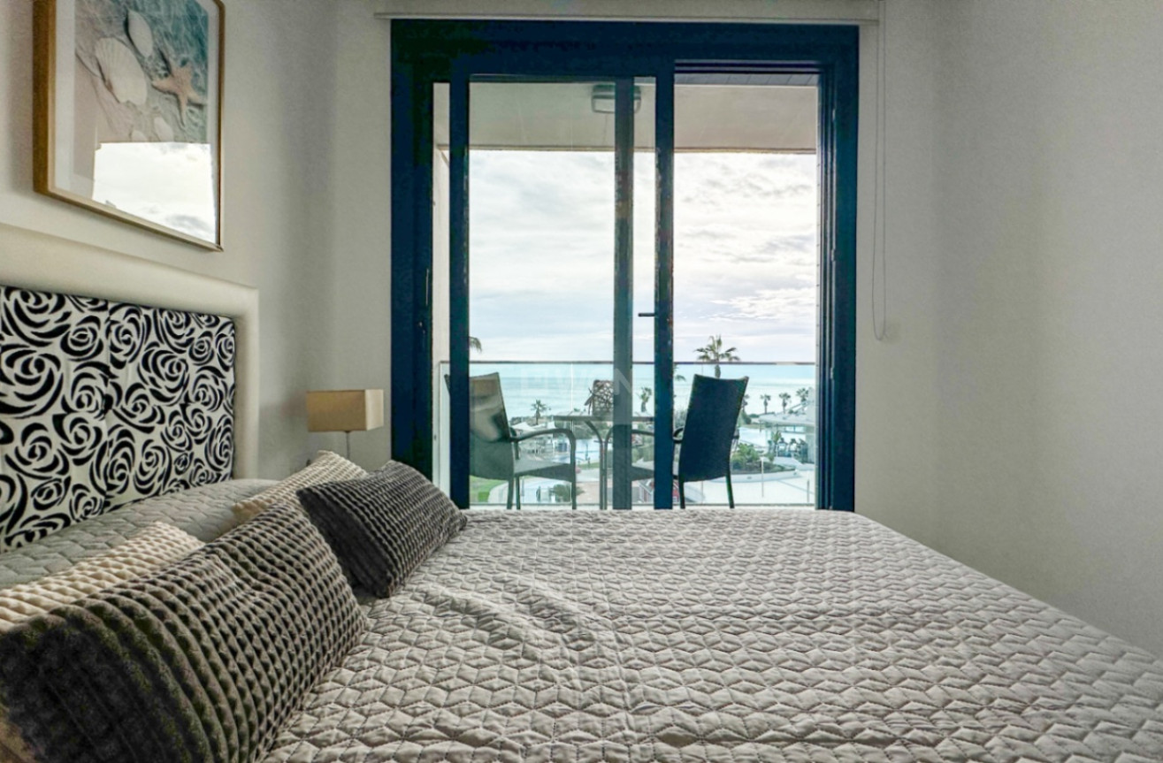 Resale - Apartment / flat - Torrevieja - Costa Blanca