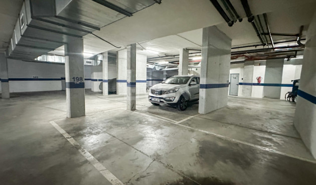 Resale - Apartment / flat - Torrevieja - Costa Blanca