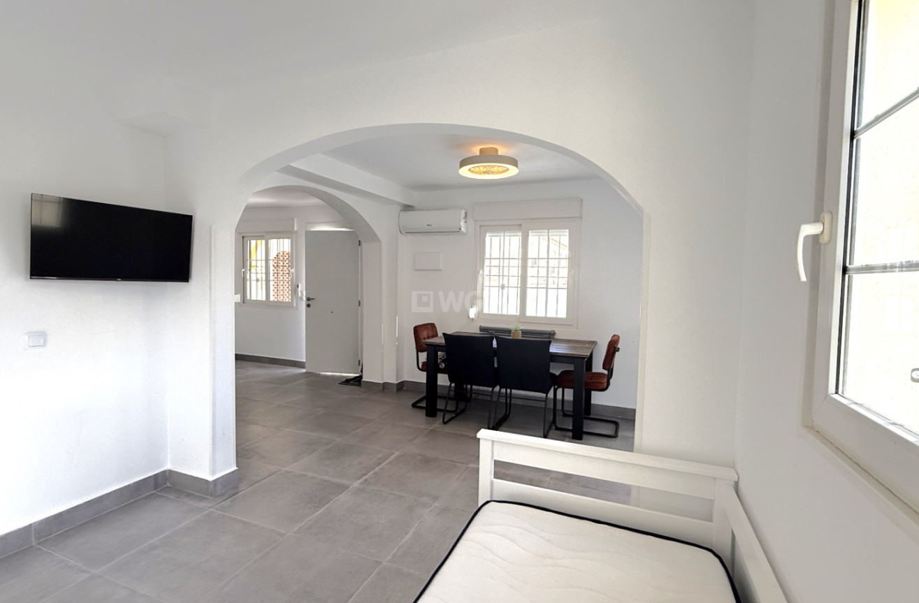 Resale - Townhouse - Orihuela - Inland