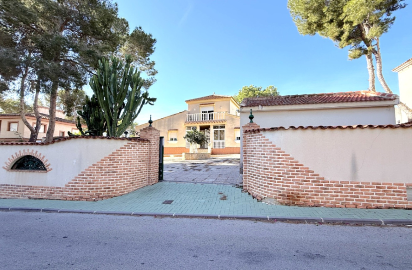 Resale - Villa - Pilar de la Horadada - Costa Blanca
