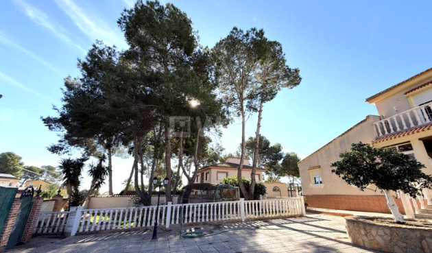 Resale - Villa - Pilar de la Horadada - Costa Blanca