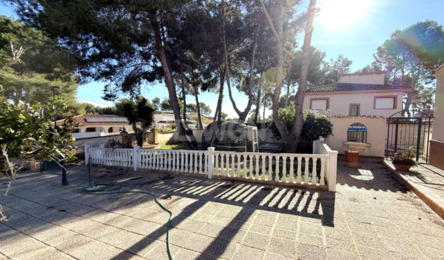 Resale - Villa - Pilar de la Horadada - Costa Blanca