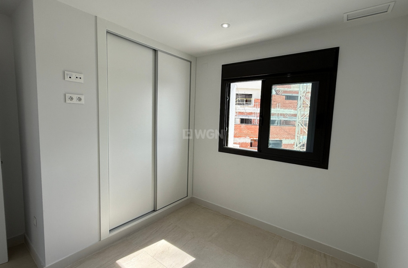 Resale - Apartment / flat - Torrevieja - Costa Blanca