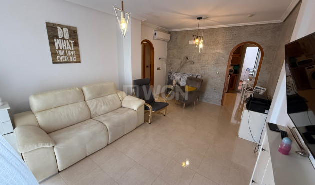 Resale - Apartment / flat - Orihuela - Inland