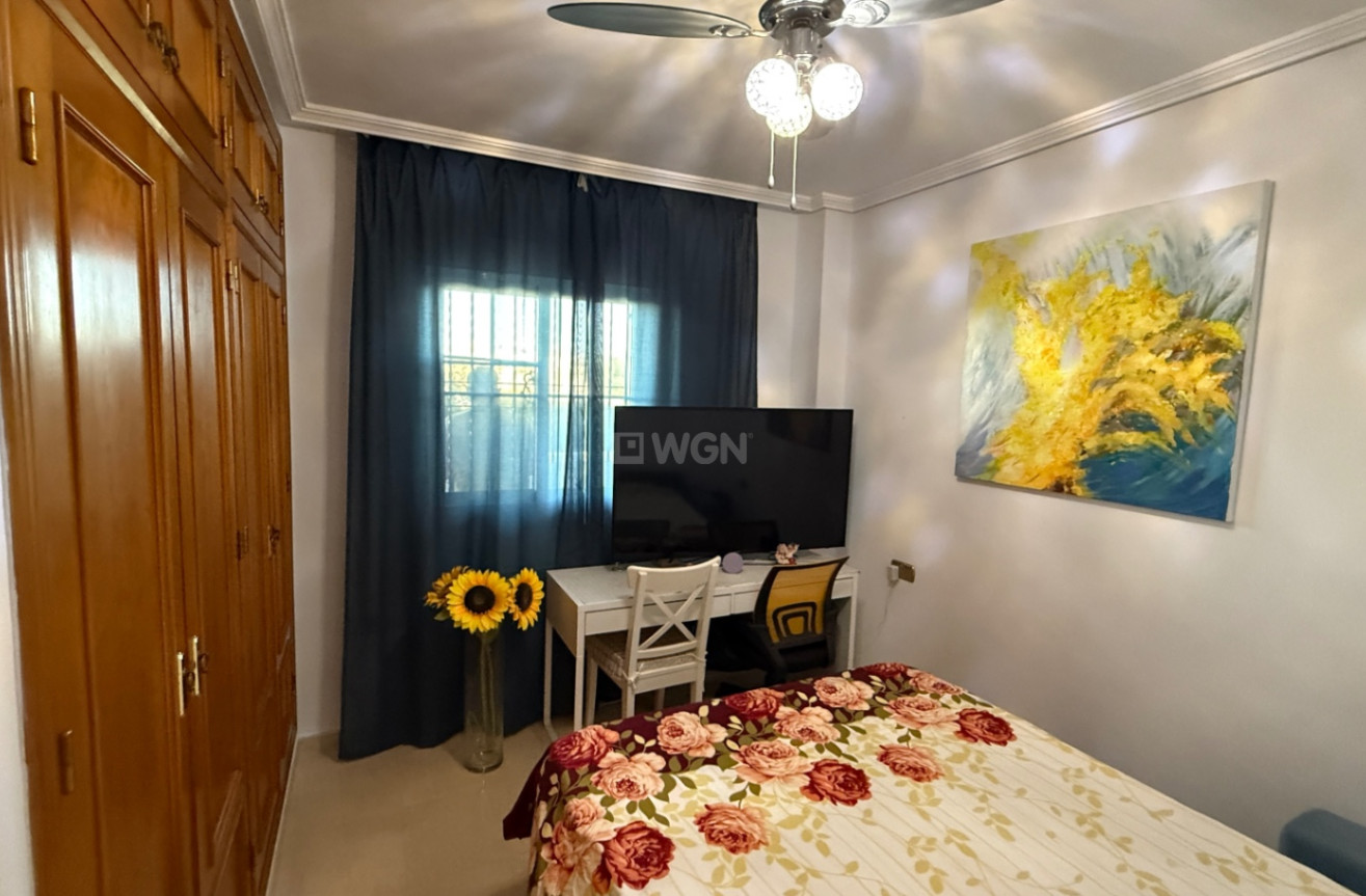 Resale - Apartment / flat - Orihuela - Inland