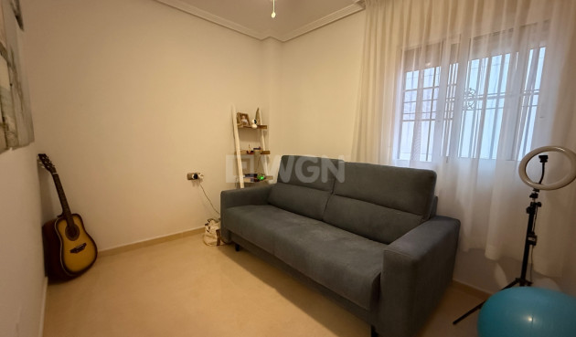 Resale - Apartment / flat - Orihuela - Inland