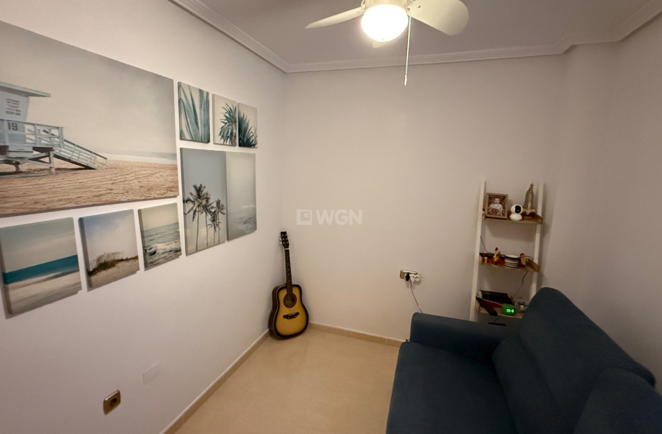 Resale - Apartment / flat - Orihuela - Inland