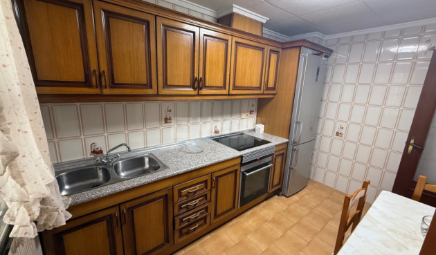 Resale - Apartment / flat - Torrevieja - Costa Blanca